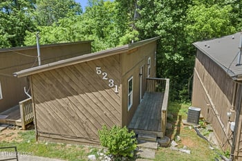 5211 Pocahontas Dr, Knoxville, TN 37914