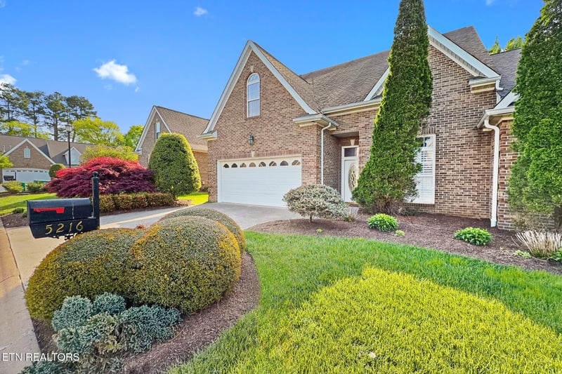 5216 Tazewell Pointe Way, Knoxville, TN 37918