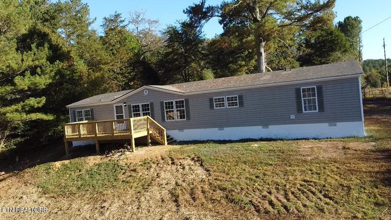 522 Anderson Rd, Sweetwater, TN 37874