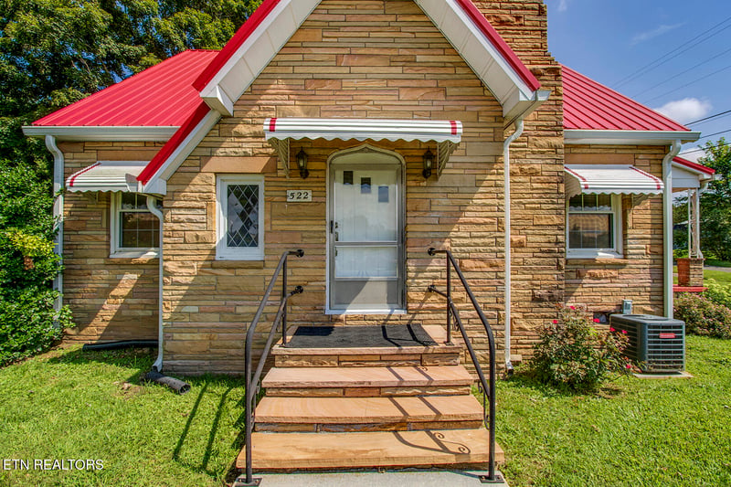 522 Court St, Wartburg, TN 37887
