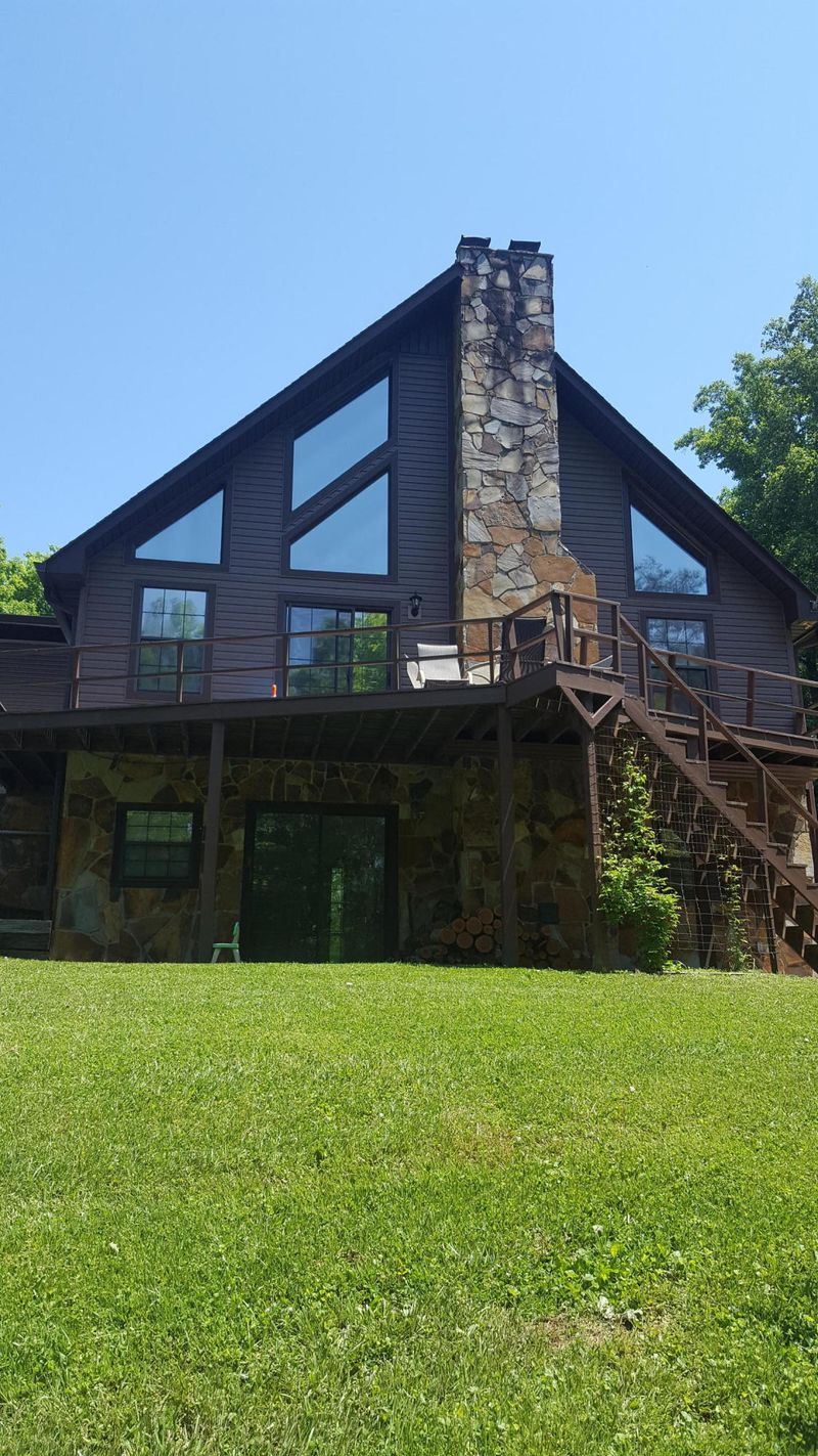 522 Hillside Ln, Athens, TN 37303