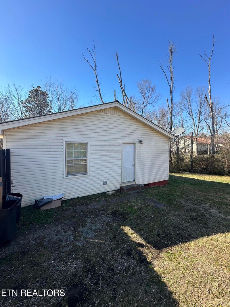 522 Jackson St, Etowah, TN 37331