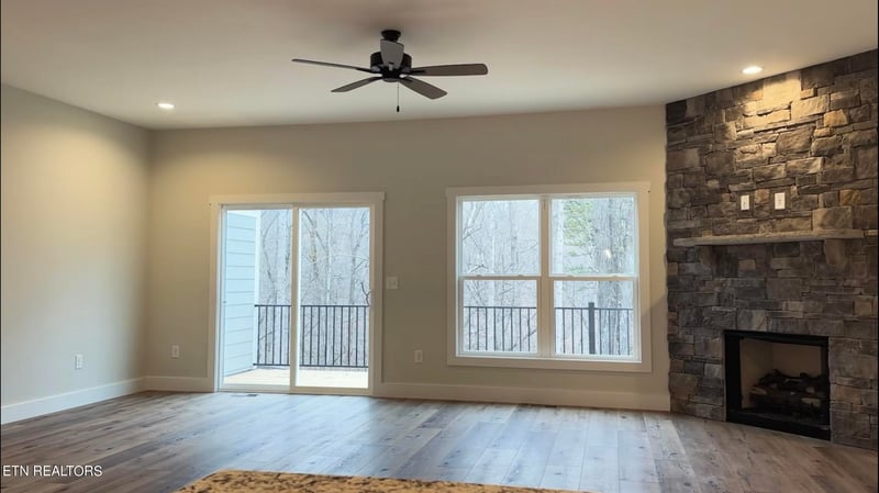 522 Lindsey Mill Cir #3, Rocky Top, TN 37769