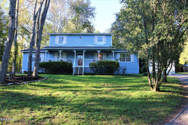 522 Northview Dr, Kodak, TN 37764