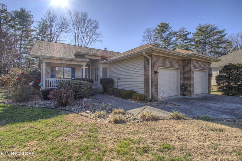 522 Tanasi Cir, Loudon, TN 37774
