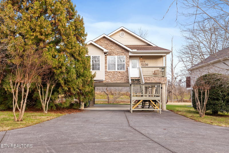 522 Tanasi Tr, Pigeon Forge, TN 37863