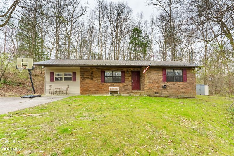 522 Watson Rd, Sevierville, TN 37862