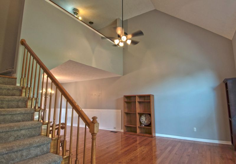 5220 Swanner Rd, Knoxville, TN 37918