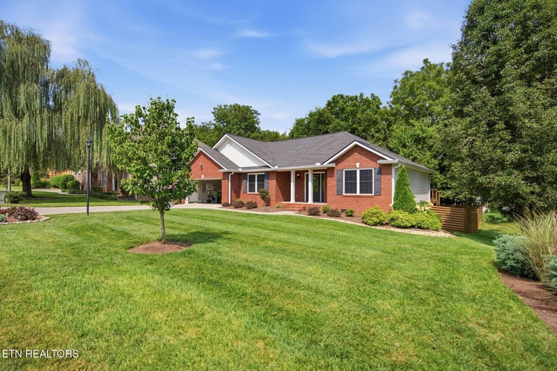 5223 Trumpet Vine Ln, Knoxville, TN 37918