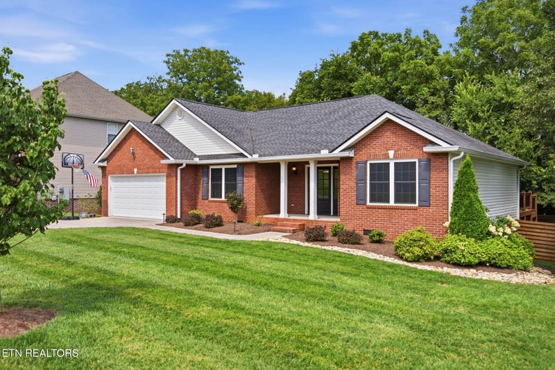 5223 Trumpet Vine Ln, Knoxville, TN 37918