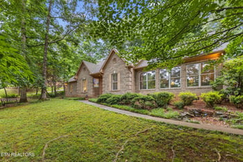 5227 Beverly Oaks Dr, Knoxville, TN 37918