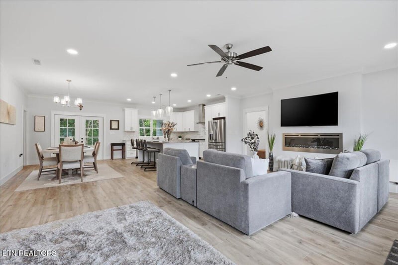 5228 Lance Dr, Knoxville, TN 37909