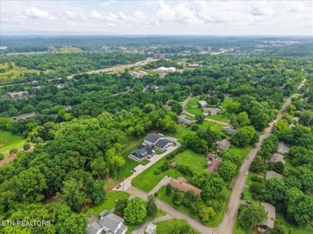 5228 Lance Dr, Knoxville, TN 37909