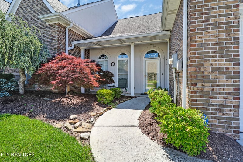 5228 Tazewell Pointe Way, Knoxville, TN 37918