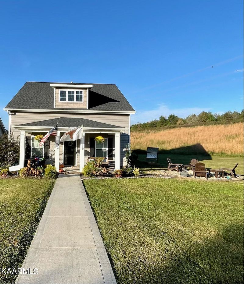 523 Broadberry Ave, Oak Ridge, TN 37830