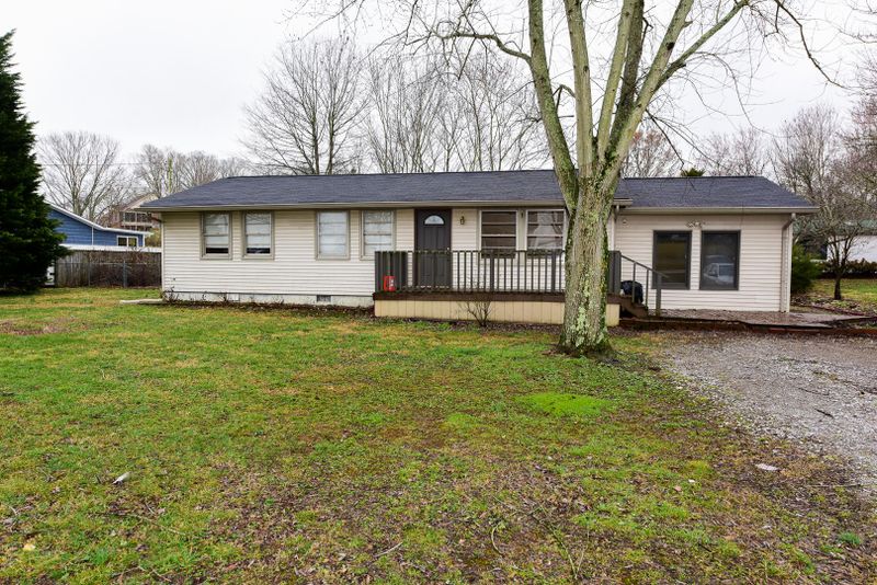523 Disco Loop Rd, Friendsville, TN 37737