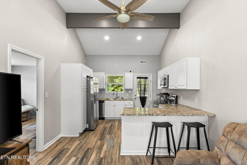 523 E Lincoln Rd, Alcoa, TN 37701