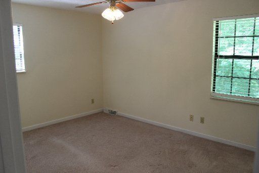523 Hilltop, Jacksboro, TN 37757