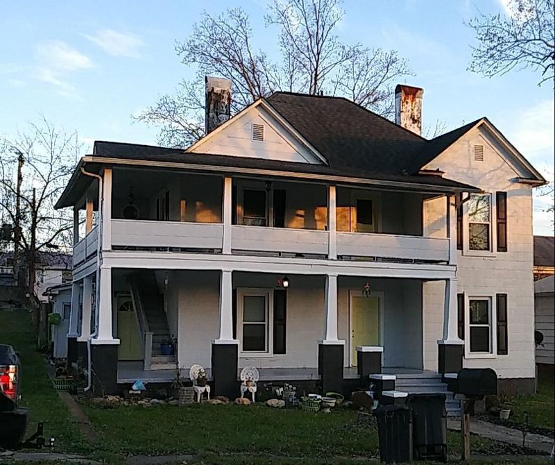 523 Ohio Ave, Etowah, TN 37331