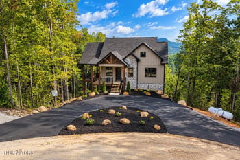 523 Percussion Ct, Sevierville, TN 37862