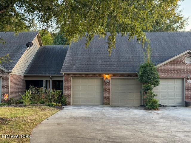 523 Sunrise Cir, Sevierville, TN 37862