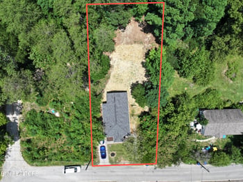 523 W Broad St, Clinton, TN 37716