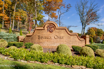 5232 Beverly Oaks Dr, Knoxville, TN 37918