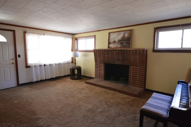 524 Evergreen St, Harriman, TN 37748