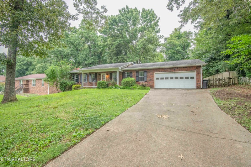 524 Golden Harvest Rd, Knoxville, TN 37934
