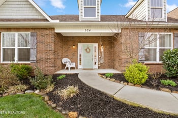 524 Greystoke Ln, Knoxville, TN 37912