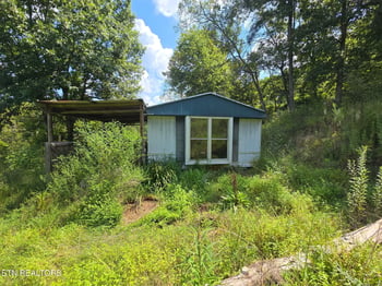 524 N Farnum St, Friendsville, TN 37737