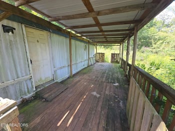 524 N Farnum St, Friendsville, TN 37737