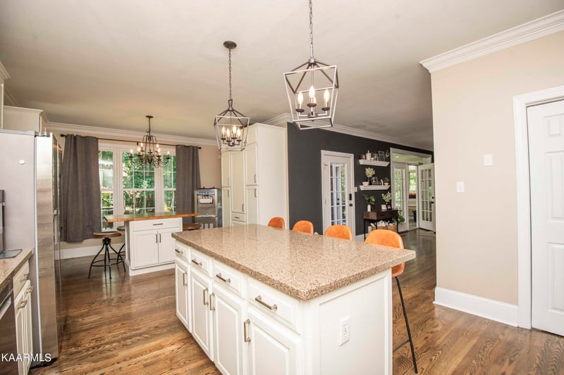 524 Oak Landing Ln, Farragut, TN 37934