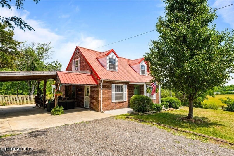 524 Park Rd, Caryville, TN 37714