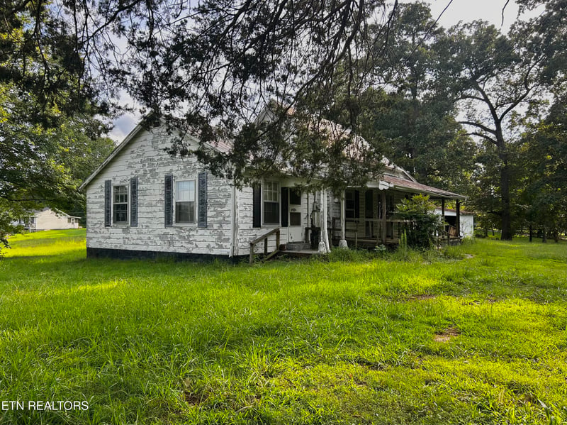 524 Rocky Springs Rd, Madisonville, TN 37354