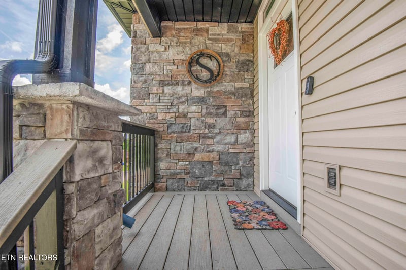 524 Westbury Dr, Clinton, TN 37716