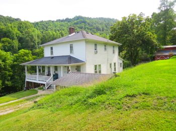 524 Whistle Creek Rd, Newcomb, TN 37819
