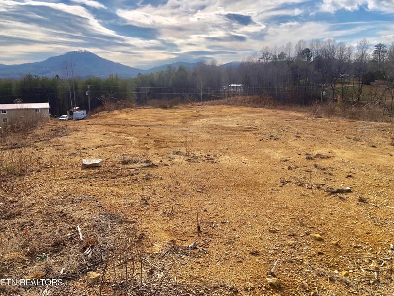 524 Wiggins Rd, Tellico Plains, TN 37385