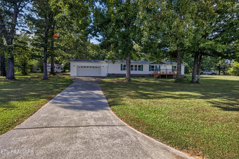 5241 Morganton Blvd, Greenback, TN 37742