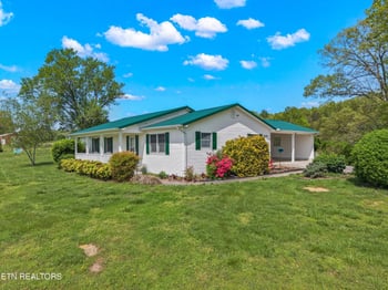 5245 Highway 11w, Bean Station, TN 37708