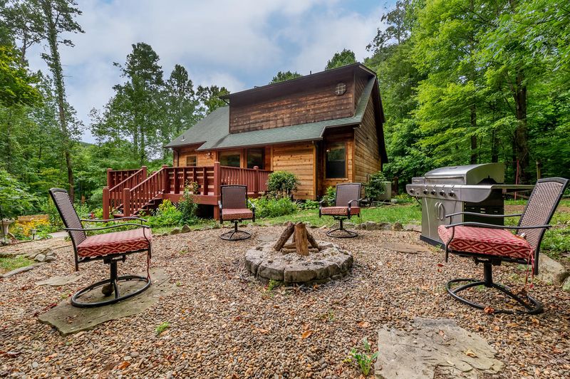 5246 Webber Rd, Knoxville, TN 37920