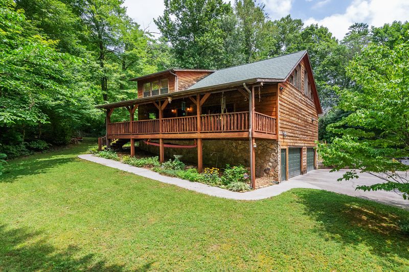 5246 Webber Rd, Knoxville, TN 37920