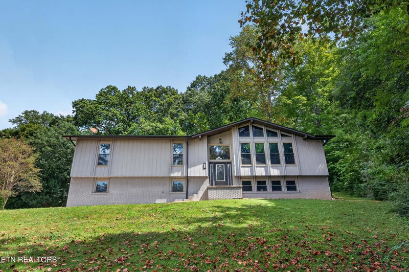 525 Amarillo Dr, Seymour, TN 37865