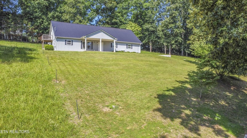 525 Canton Hollow Rd, Knoxville, TN 37934