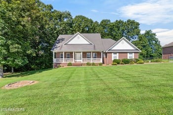 525 Kings Row, Crossville, TN 38571