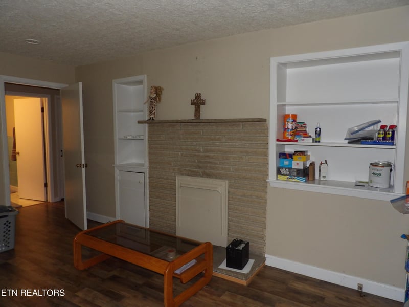 525 Woodlawn Rd, Crossville, TN 38555
