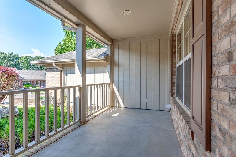 5250 Brig Ln, Knoxville, TN 37914