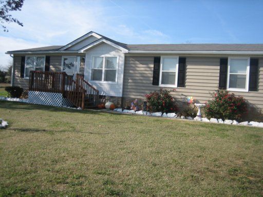 5259 Morganton Blvd, Greenback, TN 37742