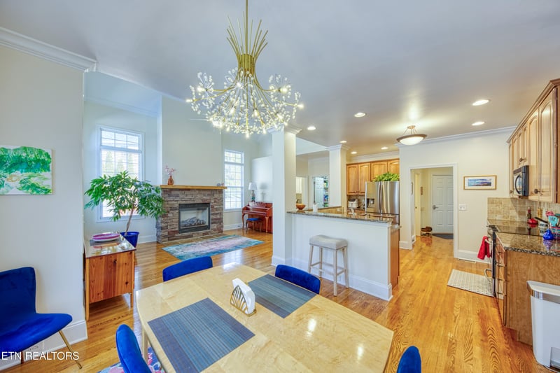 5259 Walkercrest Ln, Knoxville, TN 37918