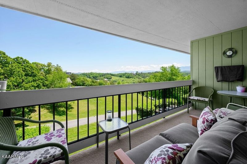 526 Briarcliff Way #204, Pigeon Forge, TN 37863